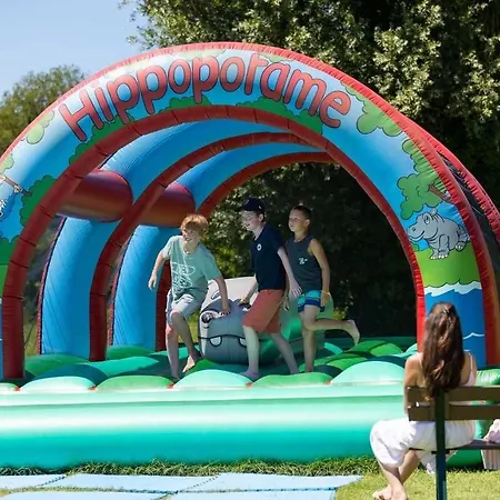 Camping 4 Etoiles - Parc Aquatique - Eeibge Royan